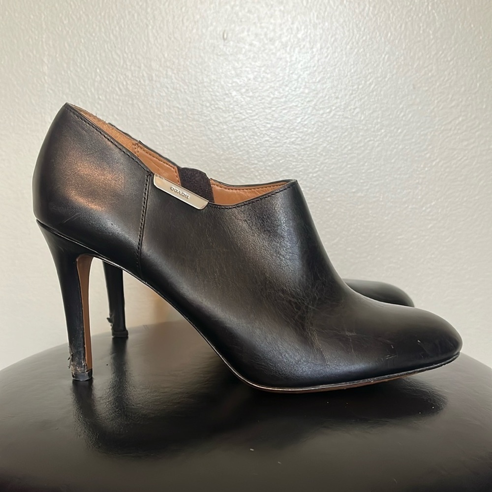 COACH Seneca Womens Side Zipped Round Toe Stiletto Heels Booties Black Leather - Picture 2 of 11
